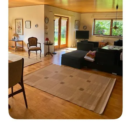 Flot Hus Med Flot Nyaraló Holeby