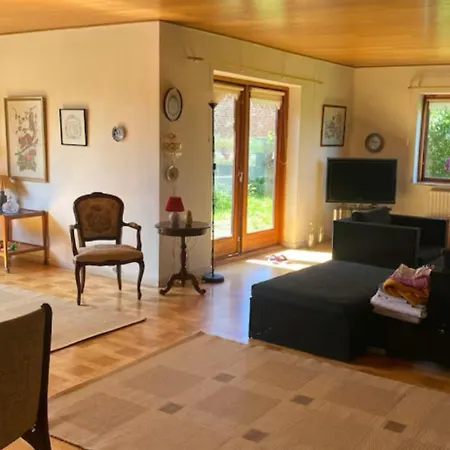 Flot Hus Med Flot Nyaraló Holeby